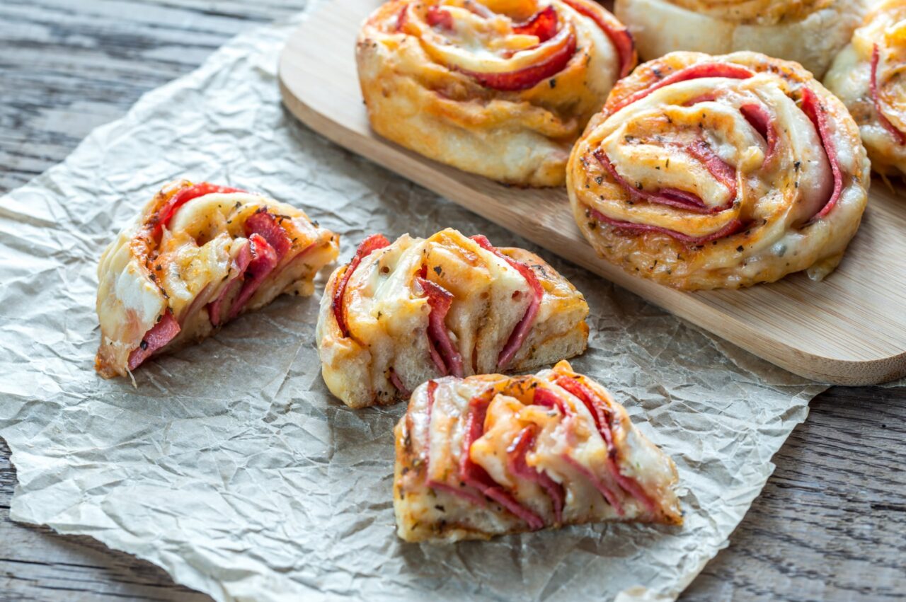 Air Fry Pizza Rolls Recipe: Crispiest Air Fryer Pizza Roll Recipe!